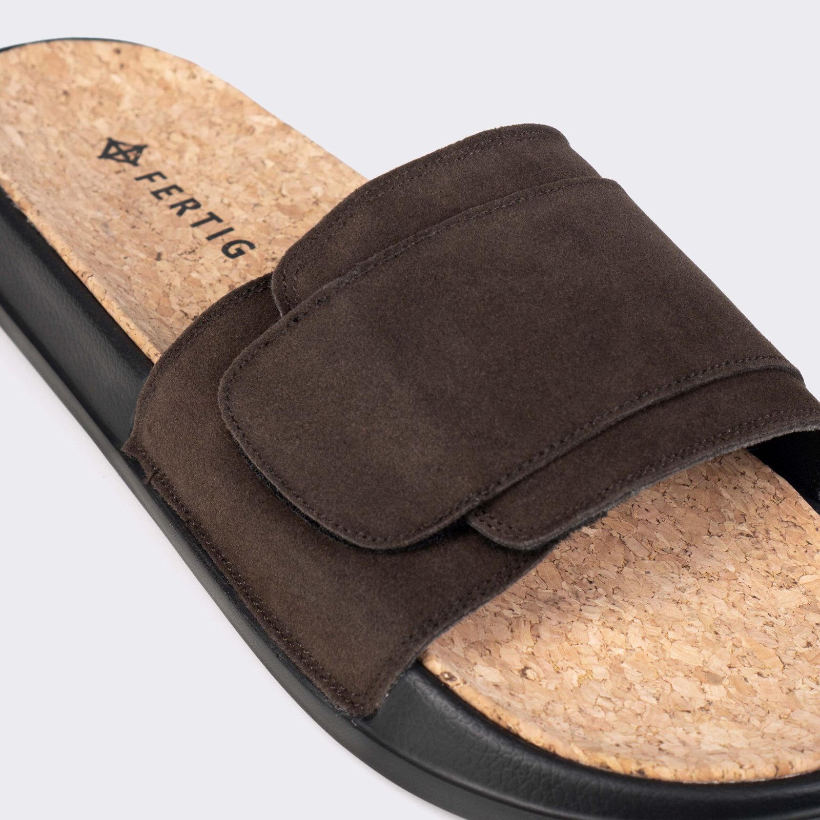 Fertig - Timber Hazel Sandal Slide - Sendal Slipper Corak Kayu Coklat Simple Praktis Pria Wanita - Image 3