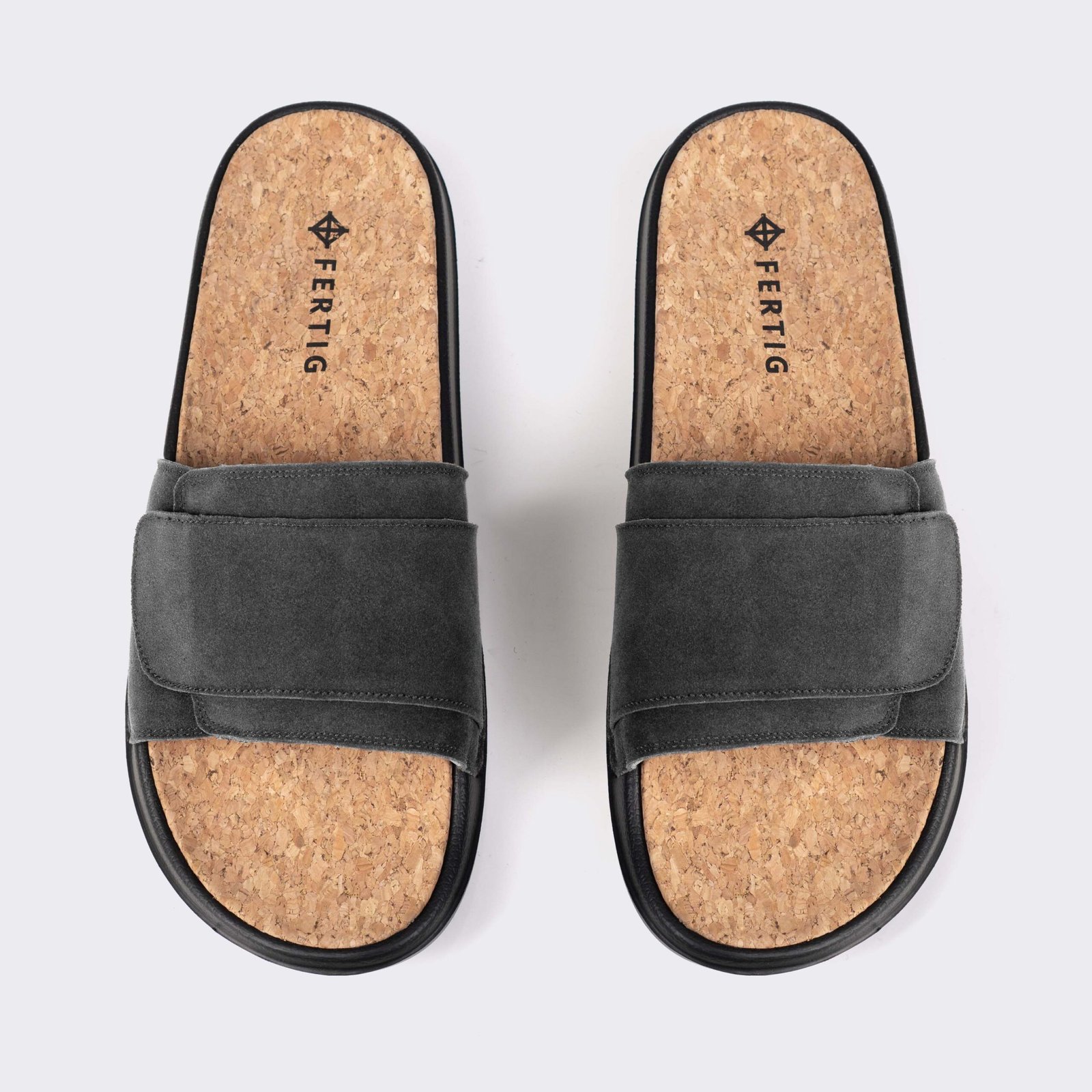 Fertig - Timber Gravel Sandal Slide - Sendal Slipper Corak Kayu Abu-abu Simple Praktis Pria Wanita